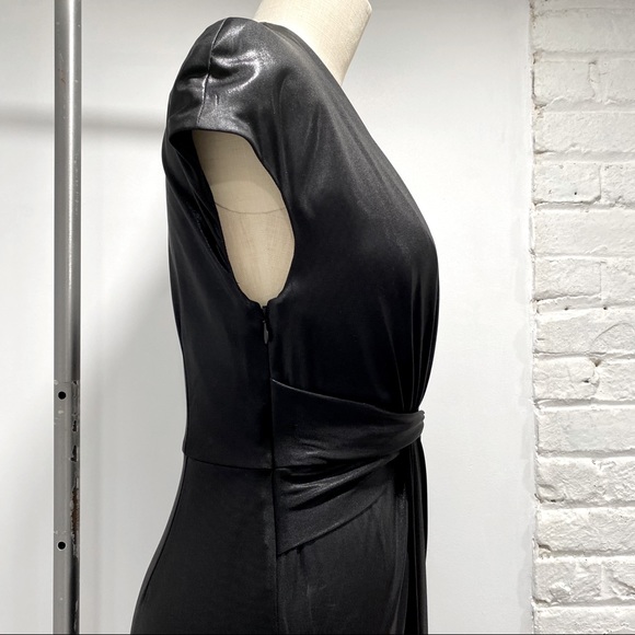 Halston Heritage Foiled Gown plunging neckline - Picture 3 of 6